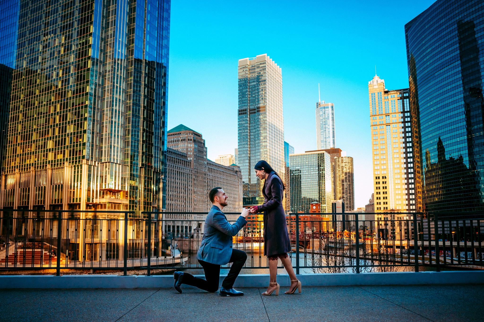 An Engagement That Screams "CHICAGO"!